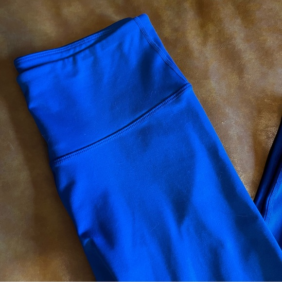 Old Navy Active Blue Go-Dry Elevate High-Waisted Crop Leggings - Picture 6 of 11